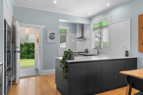 Photo of property in 32 Tui Crescent, Maunu, Whangarei, 0110