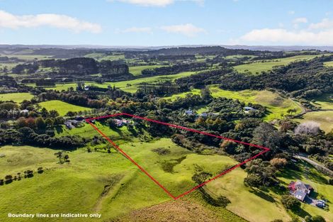 Photo of property in 178 Valley Road, Waimauku, 0881