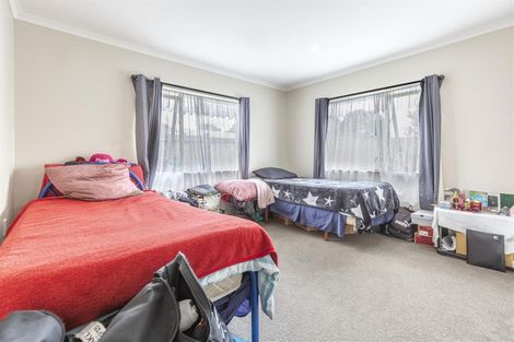 Photo of property in 1 Frank Hewitt Street, Pukekohe, 2120