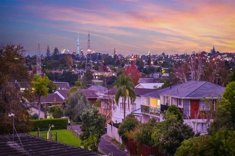 Photo of property in 3/26 Copley Street, New Lynn, Auckland, 0600