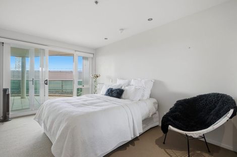 Photo of property in 1/6d Durham Street, Tauranga, 3110