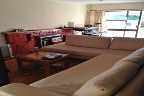 Photo of property in 77 Pakuranga Road, Pakuranga, Auckland, 2010