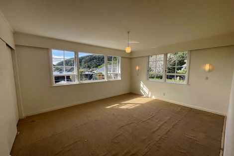 Photo of property in 2/9 Miro, Eastbourne, Lower Hutt, 5013