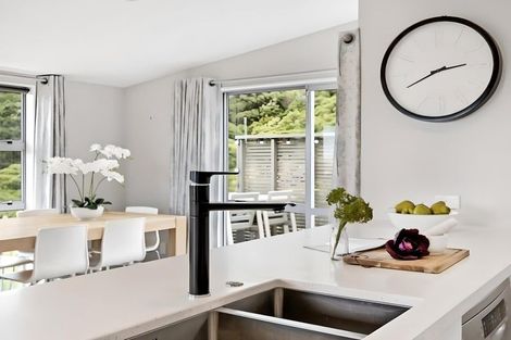 Photo of property in 19j Kabul Street, Khandallah, Wellington, 6035