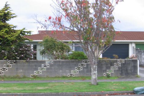Photo of property in 5 Andrew Street, Waikanae, 5036