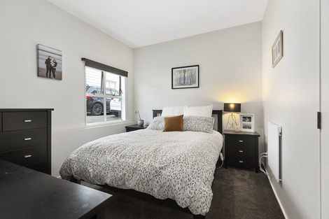 Photo of property in 7/25 Mana Street, Vogeltown, Wellington, 6021