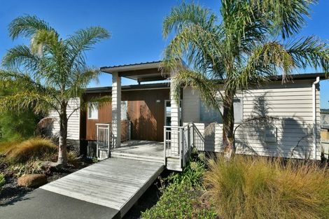 Photo of property in 66 Maire Road, Orewa, 0931