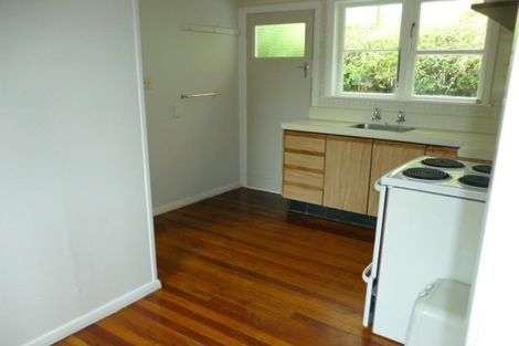 Photo of property in 42 Pokohiwi Road, Normandale, Lower Hutt, 5010