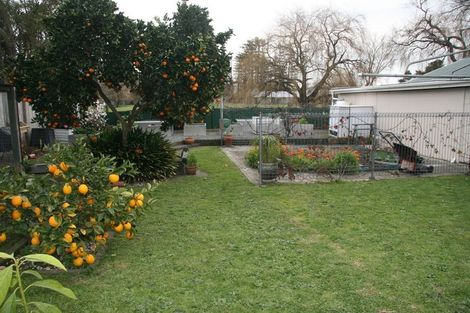 Photo of property in 70 Great South Road, Huntly, 3700