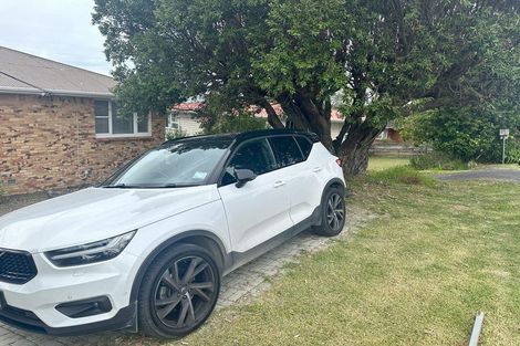 Photo of property in 139a Forrest Hill Road, Forrest Hill, Auckland, 0620