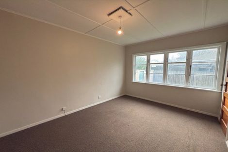 Photo of property in 31 Dickson Crescent, Hornby, Christchurch, 8042