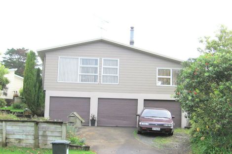 Photo of property in 26 Thorburn Avenue, Red Beach, 0932