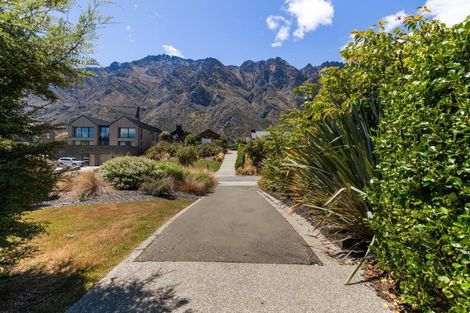 Photo of property in 16 Ellesmere Avenue, Jacks Point, Queenstown, 9371