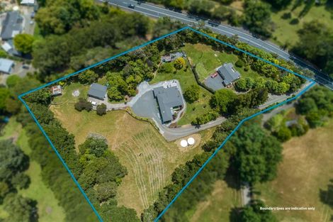Photo of property in 315 Muriwai Road, Waimauku, 0881
