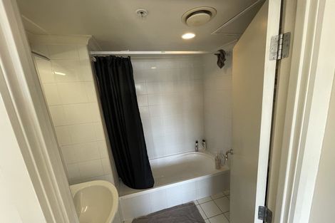 Photo of property in The Rennaissance, 3d/18 Ronwood Avenue, Manukau, Auckland, 2104