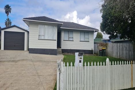 Photo of property in 15 Tyndrum Place, Highland Park, Auckland, 2010