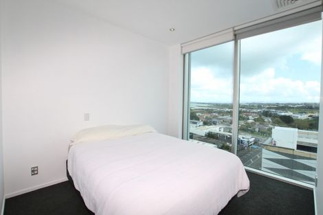 Photo of property in Sentinel Apartments, 905/3 Northcroft Street, Takapuna, Auckland, 0622