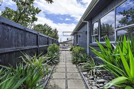 Photo of property in 105b Taylor Road, Mangere Bridge, Auckland, 2022