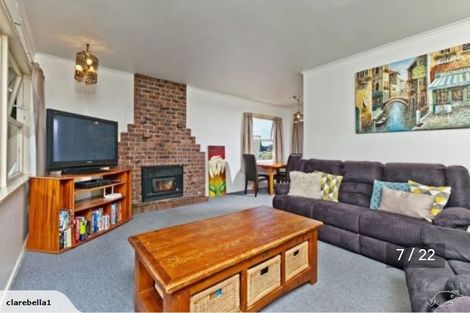 Photo of property in 23 Ellice Road, Totara Vale, Auckland, 0629