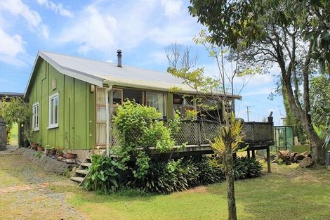 Photo of property in 21 Naumai Road, Tauhoa, Warkworth, 0984