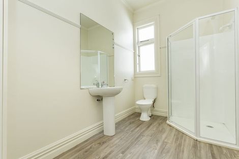 Photo of property in 39 Easther Crescent, Kew, Dunedin, 9012