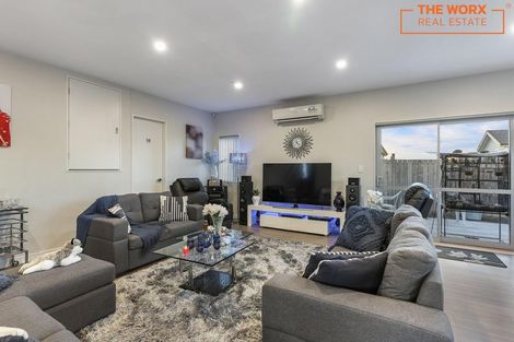 Photo of property in 11 Regis Park Drive, Pukekohe, 2120