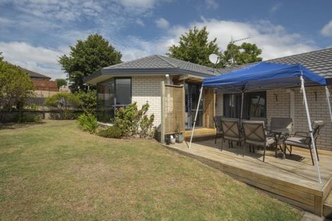 Photo of property in 72 Village Park Drive, Welcome Bay, Tauranga, 3112