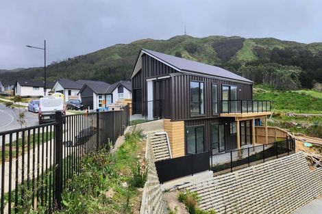 Photo of property in 36 Hokioi Drive, Kenepuru, Porirua, 5022