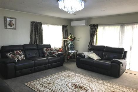 Photo of property in 17 Derrimore Heights, Clover Park, Auckland, 2019