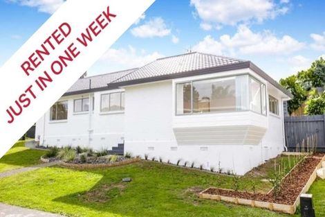 Photo of property in 1 Bridgehead Cove, West Harbour, Auckland, 0618