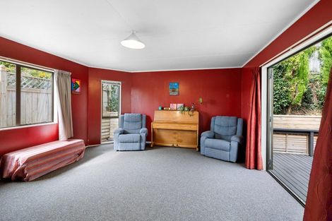 Photo of property in 27 Salcombe Terrace, Welbourn, New Plymouth, 4312