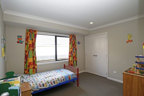 Photo of property in 3 Gibbston Close, Huntington, Hamilton, 3210