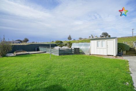 Photo of property in 22 Buckingham Street, Tokanui, 9884