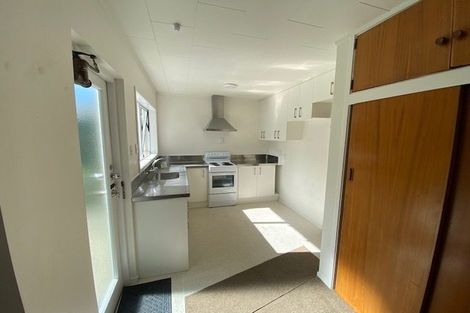 Photo of property in 2/13 Walter Street, Hauraki, Auckland, 0622