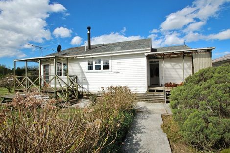 Photo of property in 61 Middle Street, Pukerau, Gore, 9772