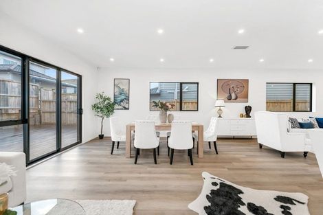 Photo of property in 48 Elevation Street, Flat Bush, Auckland, 2019