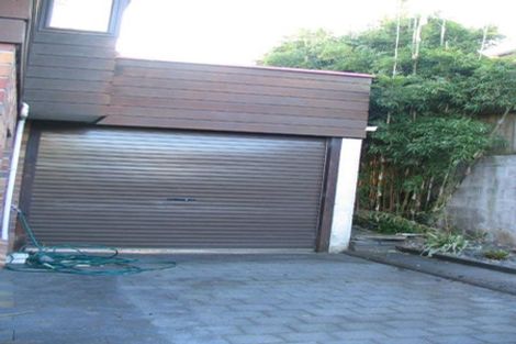 Photo of property in 2/10 Northumberland Avenue, Belmont, Auckland, 0622