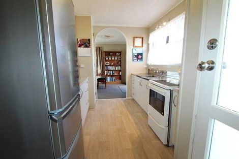 Photo of property in 6 Wairoa Place, Tokoroa, 3420