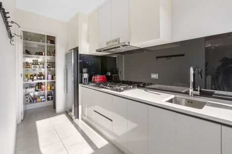 Photo of property in 14 Leebank Crescent, Riverhead, 0820