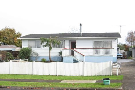 Photo of property in 18 Lisa Rise, Half Moon Bay, Auckland, 2012