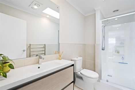 Photo of property in 2 Briddock Way, Swanson, Auckland, 0614