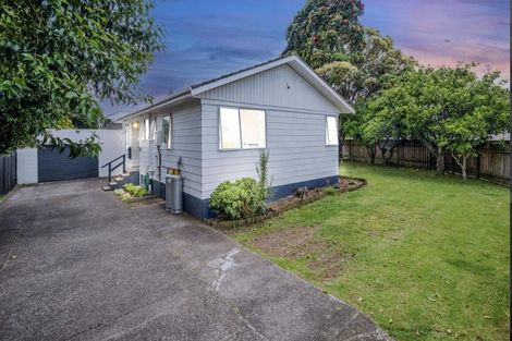 Photo of property in 1 Gibbons Road, Weymouth, Auckland, 2103