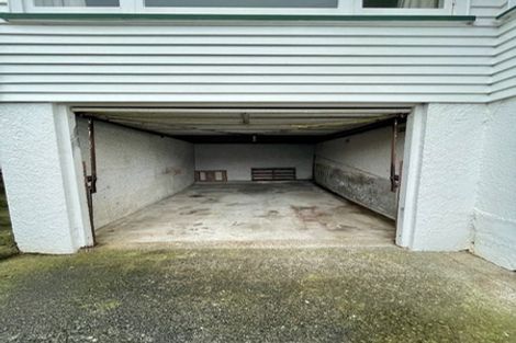 Photo of property in 69 Taylor Terrace, Tawa, Wellington, 5028