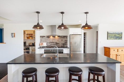 Photo of property in 103 Almadale Road, Cheltenham, Feilding, 4777