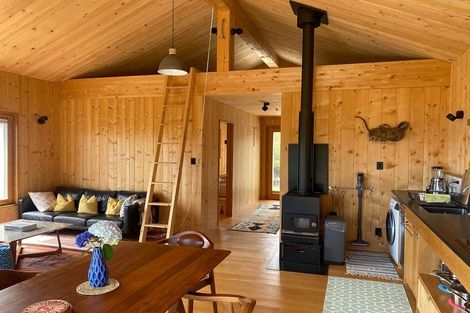 Photo of property in 5 Weatherall Close, Wanaka, 9305