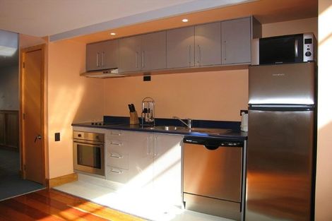 Photo of property in 227/6 Left Bank, Te Aro, Wellington, 6011