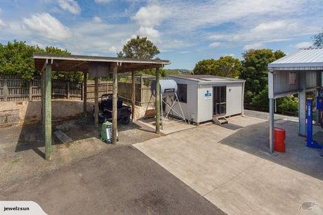 Photo of property in 25 Hull Road, Waitoki, Kaukapakapa, 0871