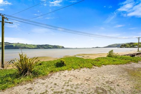 Photo of property in 36 Otakou Golf Course Road, Otakou, Dunedin, 9077