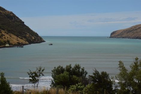 Photo of property in 58 Lukes Road, Little Akaloa, 7583