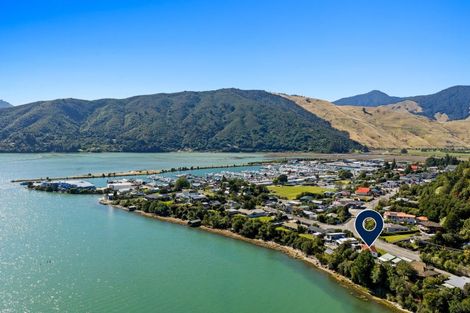 Photo of property in 94 Main Rd Havelock, Havelock, 7100